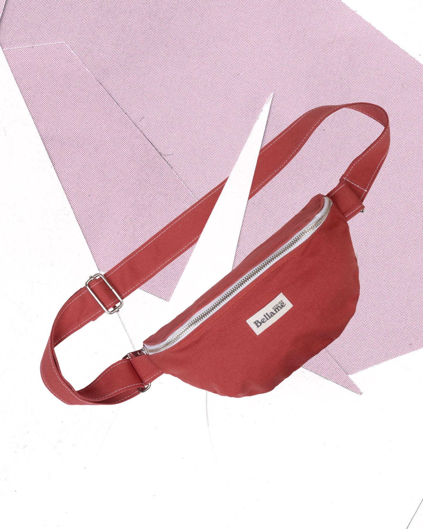 Sac Banane couleur rouge clair (La flamboyante) packshot